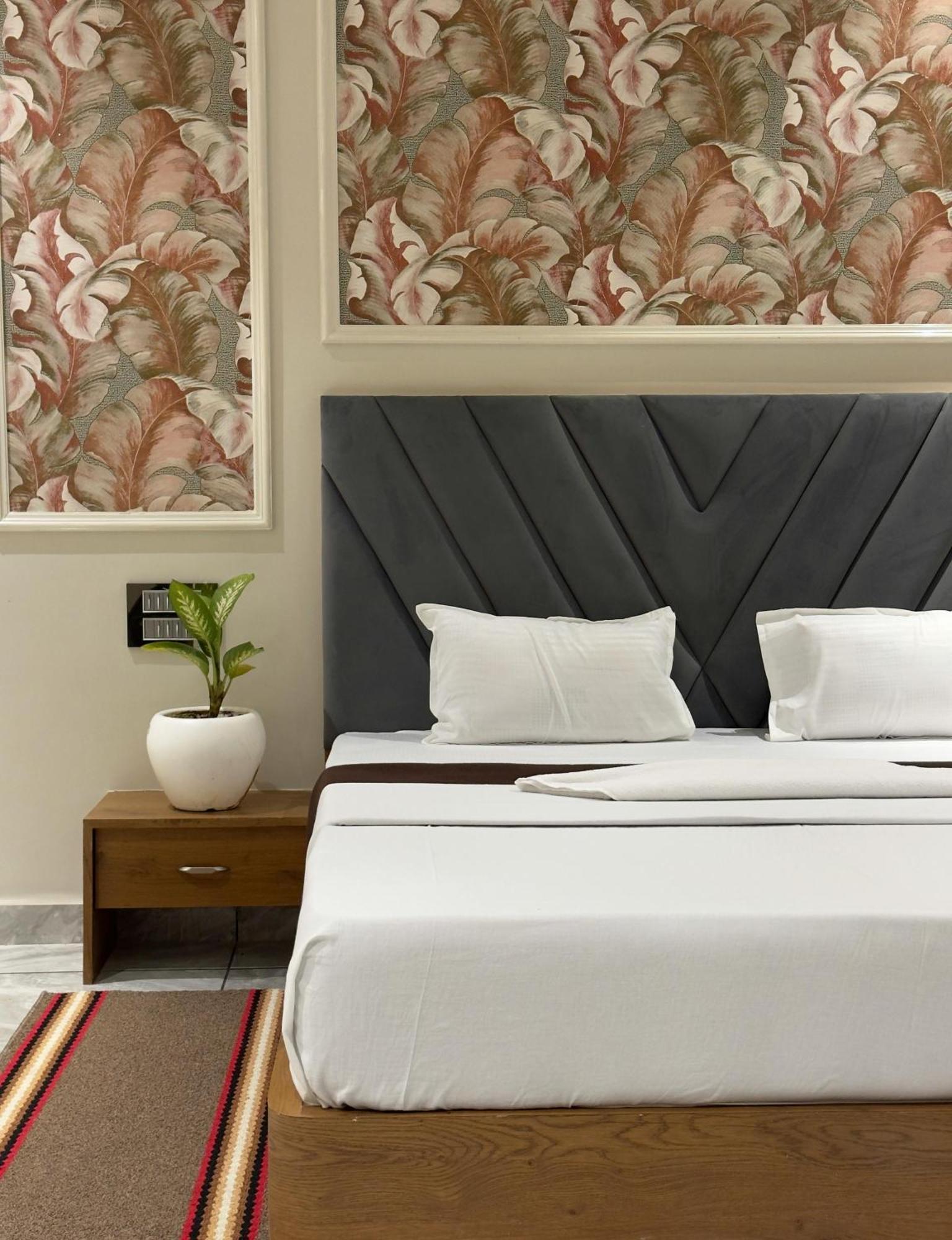 Hotel Tej Inn Plaza Near Igi Airport Delhi New Delhi Luaran gambar